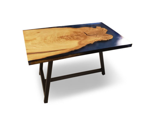 Rein wood dining table